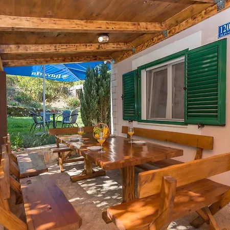 Frane Country house Slivno (Split-Dalmatia)
